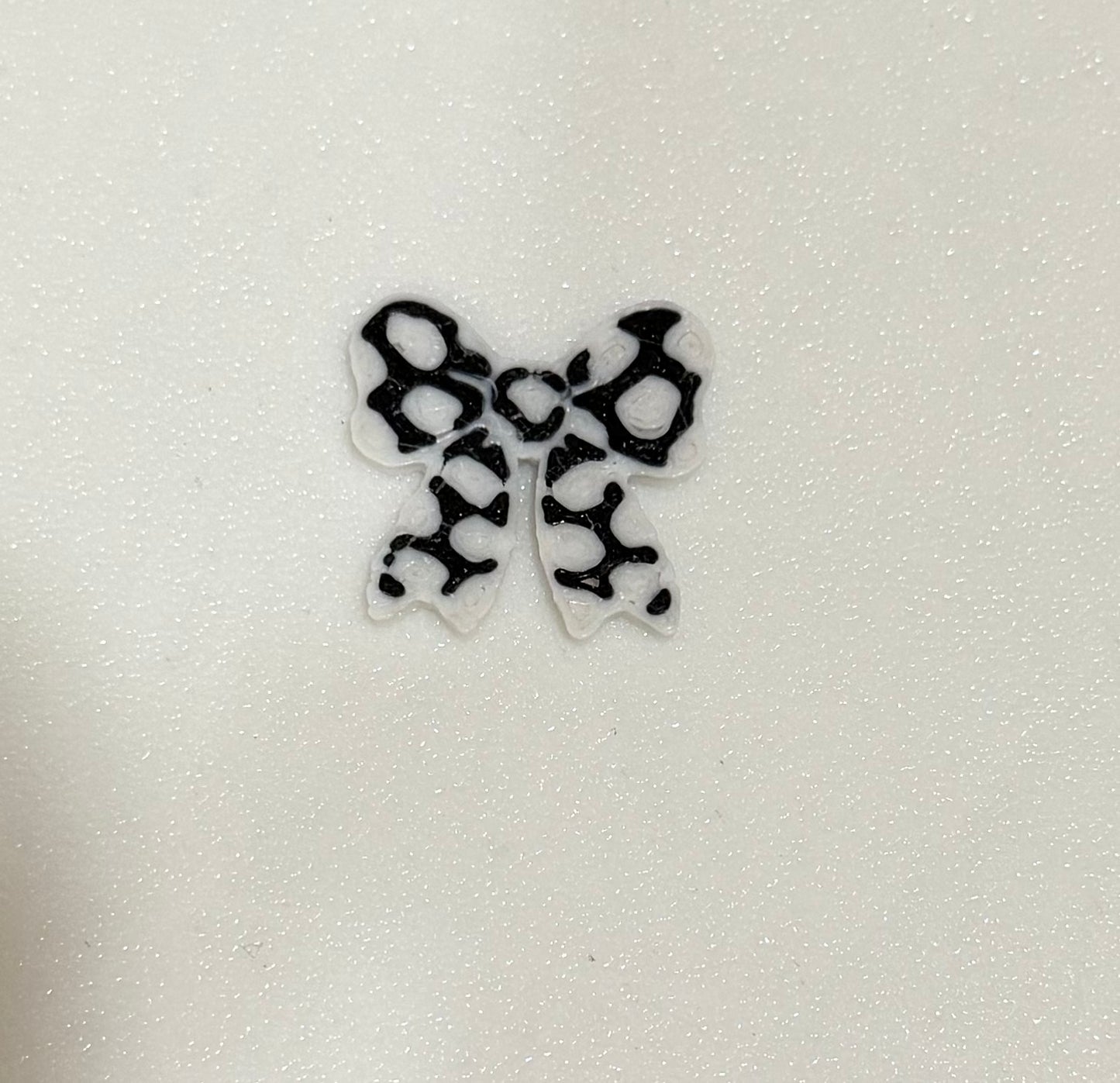Black/White Bow