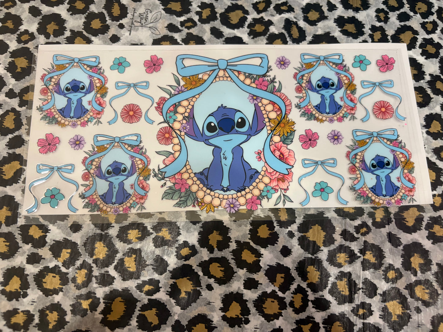 Stitch Mirror Bow