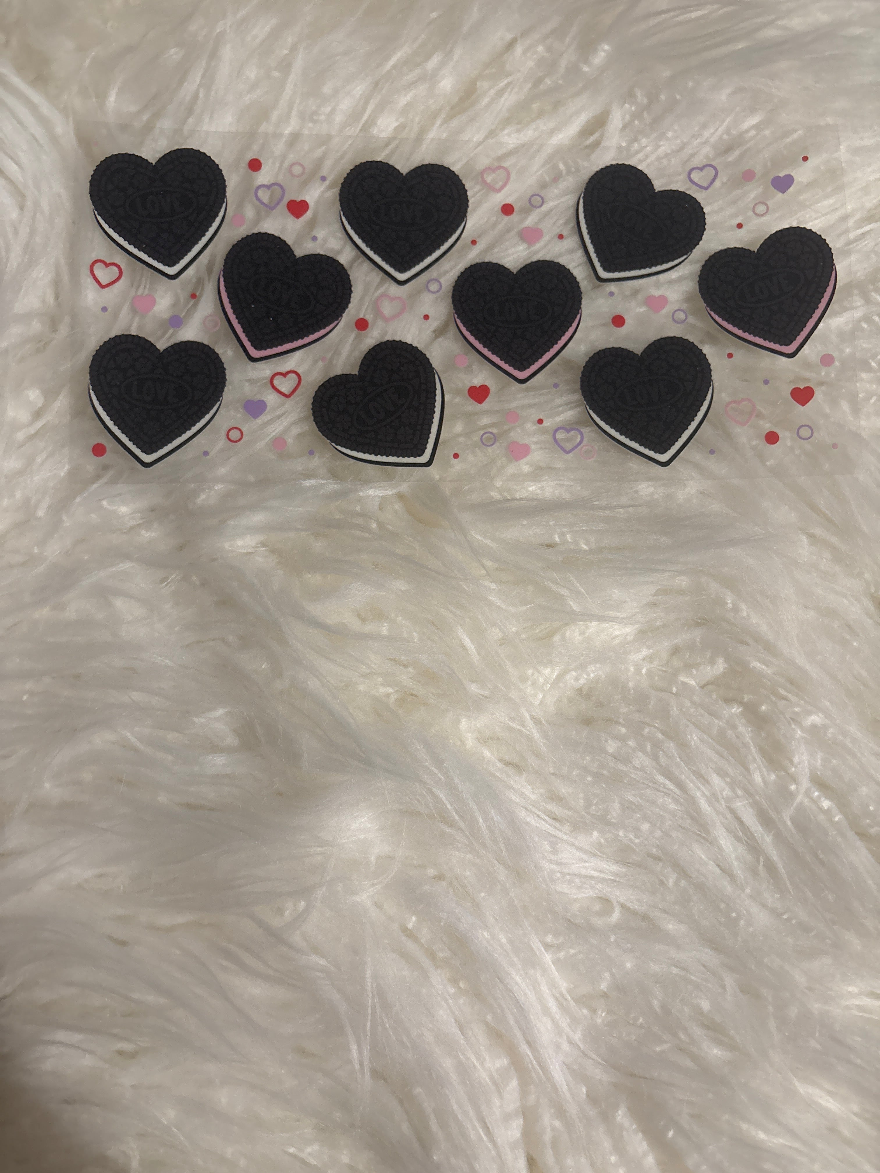 Oreo Hearts – BMT CREATIONS L.L.C.