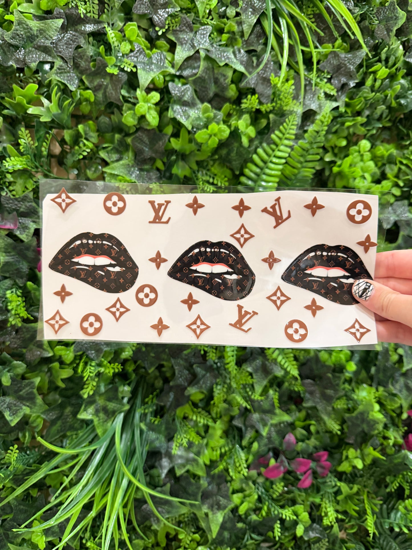 LV Trip Lip