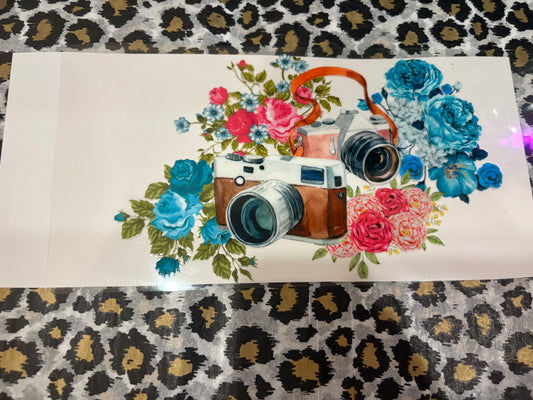 Camera Floral